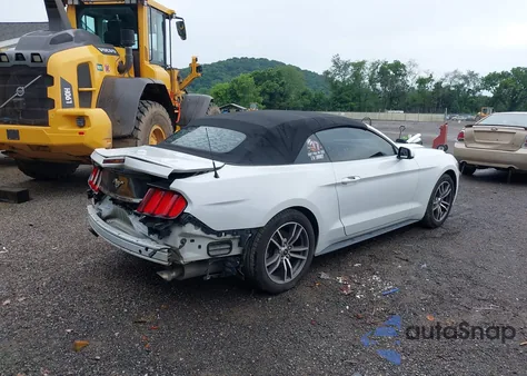 2017 Ford Mustang z USA, uszkodzony, nr VIN 1FATP8UH4H5204358